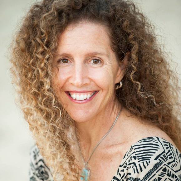 Meet your Posher, Denise - Picture 1 of 1